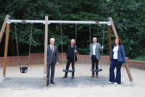 Foto von links nach rechts Jens-Uwe Noelle Präsident, RC Bremen-Weser, Horst Baraczewski Sekretär, RC Bremen-Weser, Tim Großmann, Direktor Bürgerpark, Katrin Moosdorf, Geschäftsführerin Kinderschutzbund Bremen