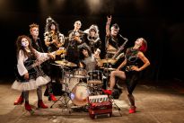 TO HELL WITH PARADISE, Gastspiel von Theater Batida